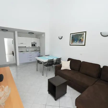 Apartment Darija *